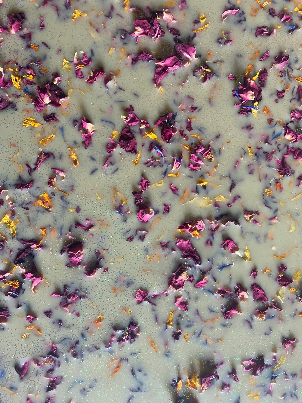 Blooming Wax Brittle 