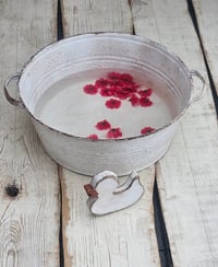 Enamel bath bowl  white +duck