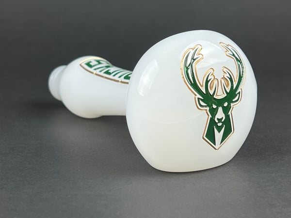 Image of Milwaukee Bucks Glass Pipe