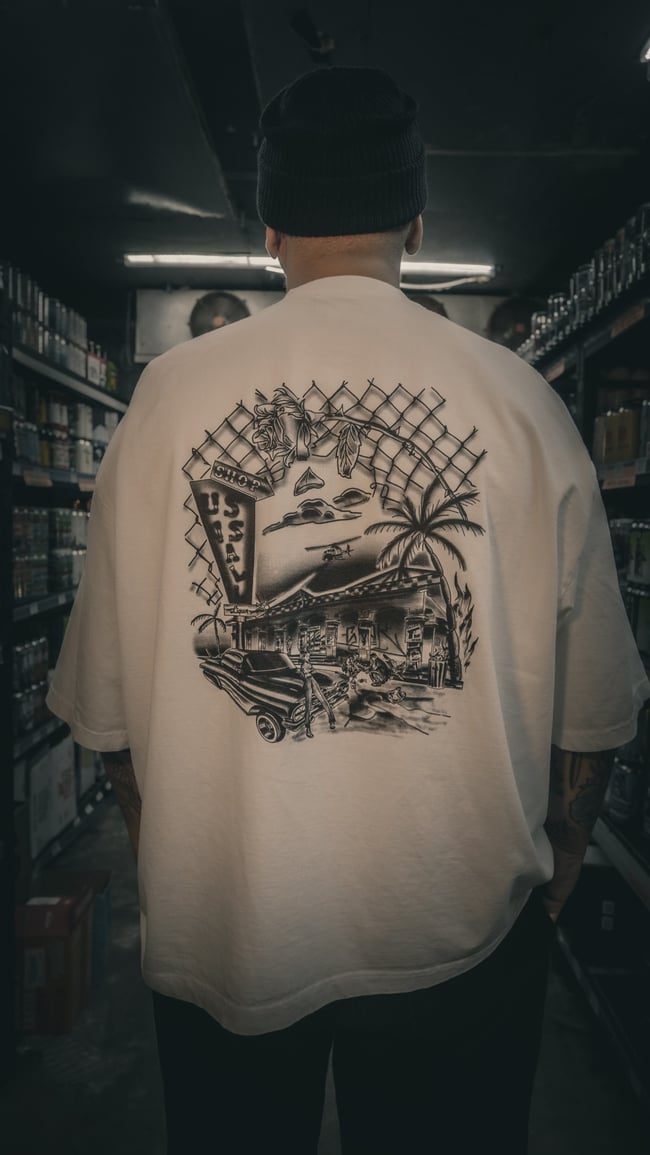 (WHITE) CORNER STORE T-SHIRT