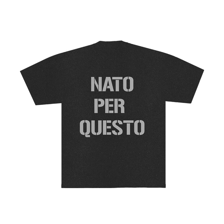 T-shirt Nato Per Questo