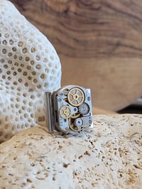 Image 1 of Chevalière  ajustable plaqué argent - esprit mécanique rouage