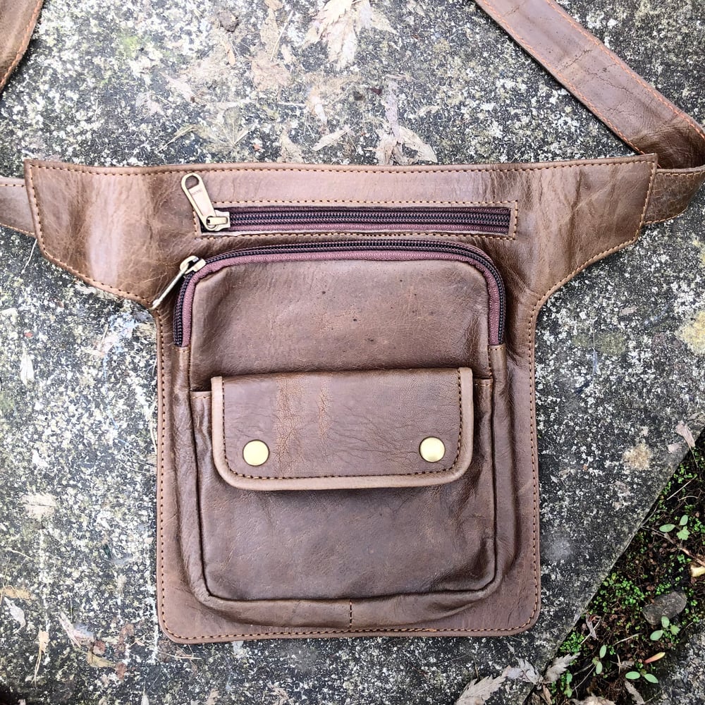 Image of Bumbags Are Back - brown leather #3