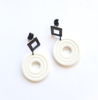 Image 4 of Circles