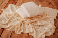 Image 3 of Heart Knit Blanket 