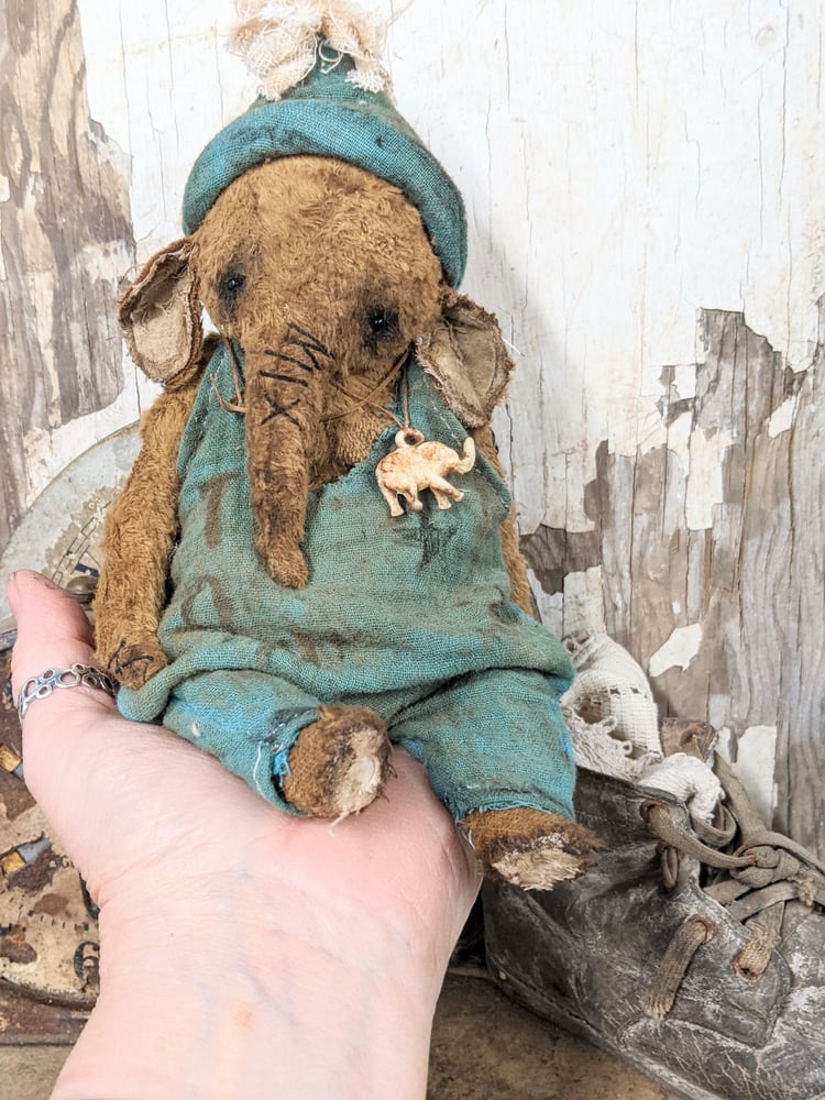 Image of TOY - 8" - old Vintage Old Worn Ellyfont in handmade romper & hat by whendi's bears.