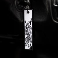 Image 3 of White Tiger 白虎 ~ Jet Tag