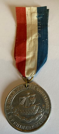 Image 4 of British Empire (1911) King George V (& Mary) Coronation Commemorative Medal