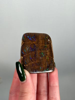 AUSTRALIAN BOULDER OPAL WITH RAINBOW VEINS B