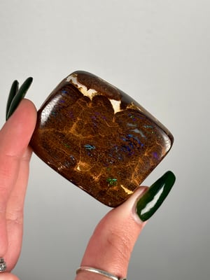 AUSTRALIAN BOULDER OPAL WITH RAINBOW VEINS B