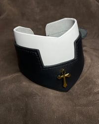 Image 2 of The Father Posture Collar Golden