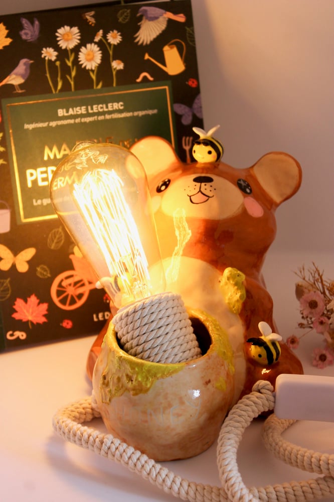 Image of Bear lamp