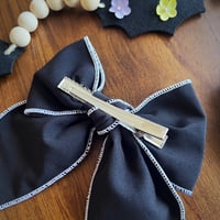 Image 2 of Stay Spooky Bow Clip