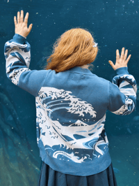 Image 3 of The great wave off Kanagawa cardigan - Hokusai