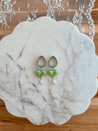 Image 1 of Green Sweet Heart Dangles (Silver)