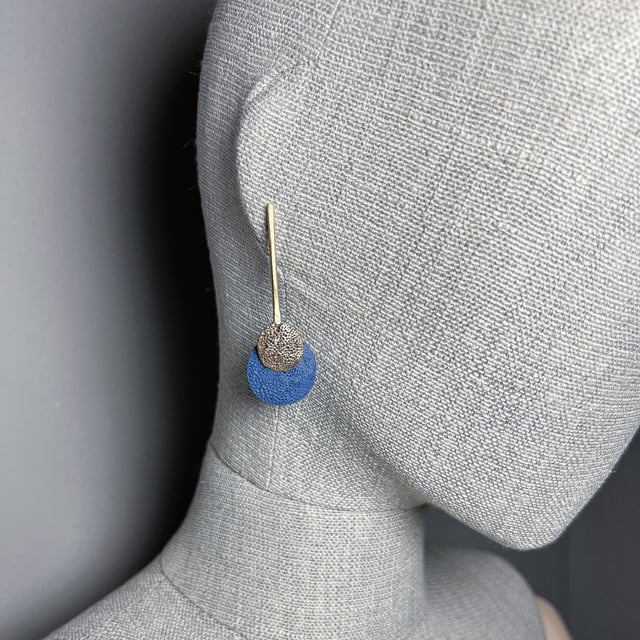 Image of Orecchini Reef Petalo Bacchetta