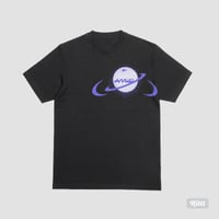 BLACK GRAPHIC TEE