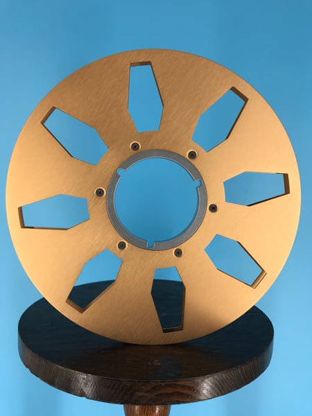 Image of Burlington Recording 1/4" x 10. 5" GOLD Precision NAB Metal Reel in Gold Box - 8 Spike Windows