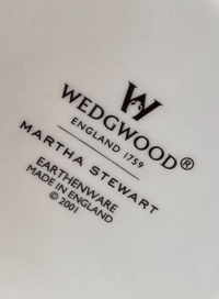 Image 3 of Eric Ravilious/Martha Stewart Wedgwood mug 2001