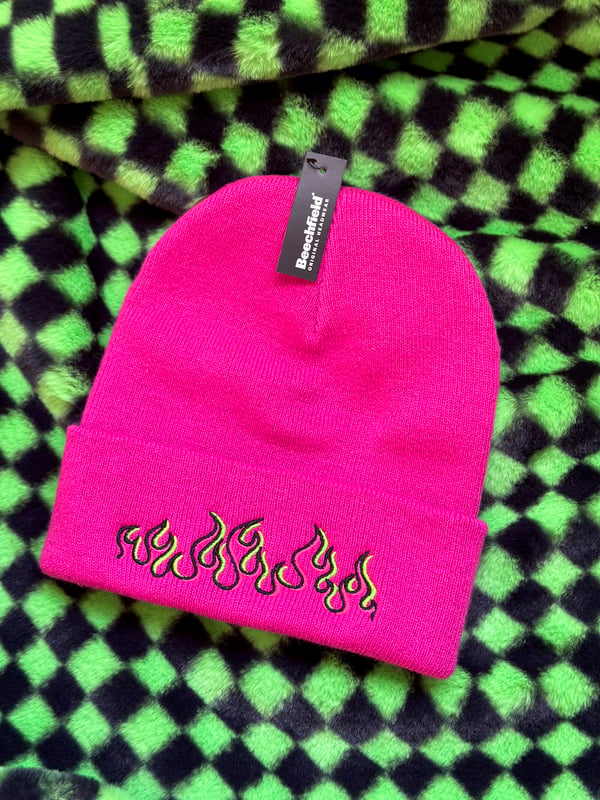 Image of 90s flames beanie 