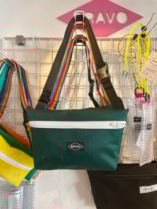 Image of Ghostbanana opaque vert forêt