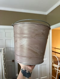 mauve bucket 