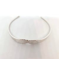 Image 3 of 1905 Sterling Silver shell pattern wrist cuff