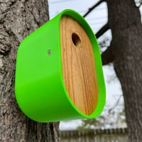 Image 2 of The Pop Green Modern Birdhouse