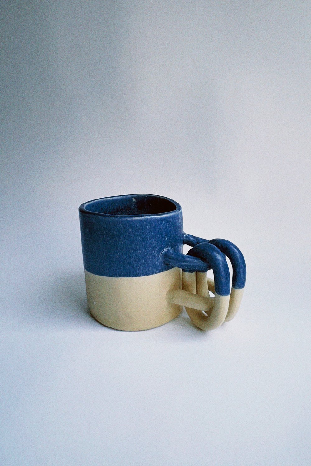 Image of Chain mug