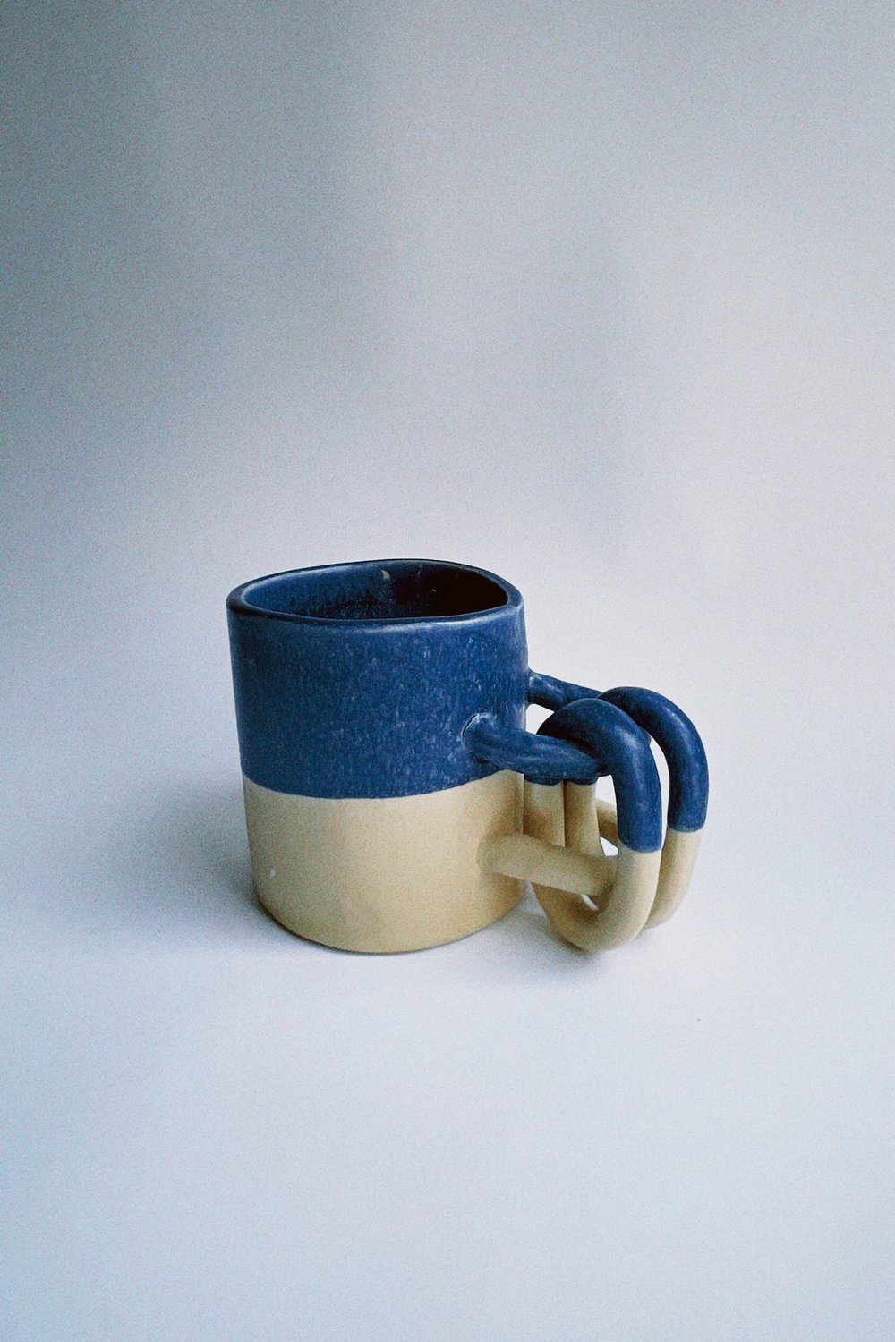 Image of Chain mug 