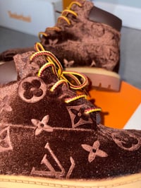 Image 5 of Baby Brown LV 🐻