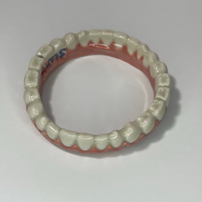 Teeth Bracelet O - 7 in Inner Circumference