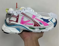 Image 1 of Runner shoes