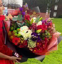 Image 2 of Valentines mix - luxury (Largest box)