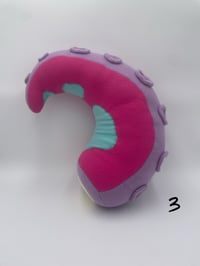 Image 8 of Tentacle Travel Pillow