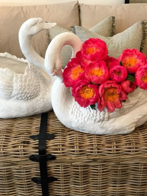 Image of Swan Planter 