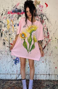 Image 3 of “VENUS FLY TRAP” HAND PAINTED T-SHIRT XL