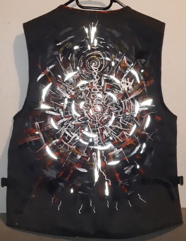 CUSTOMIZED VEST FOR YOU