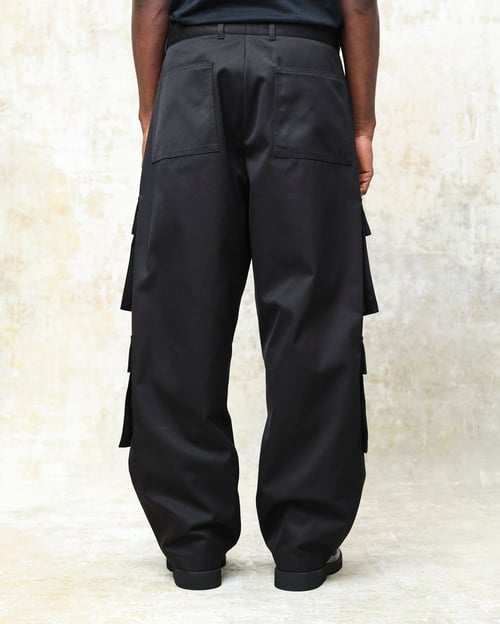 Image of Black Cotton Gabardine Wide Leg Cargo Pants