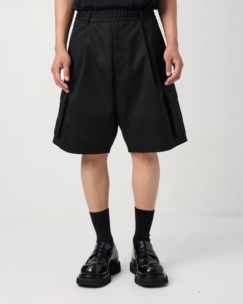 Image of Black Cotton Gabardine Cargo Shorts