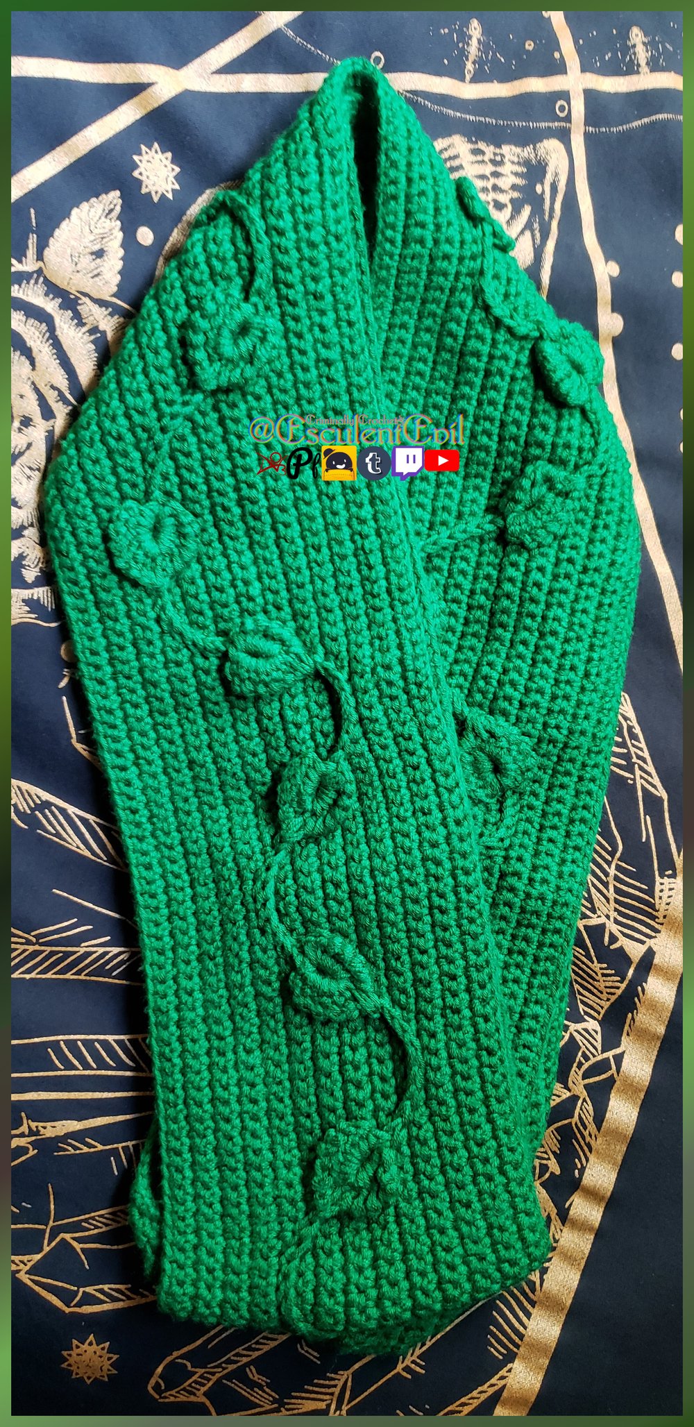 Image of Green Leaf Scarf