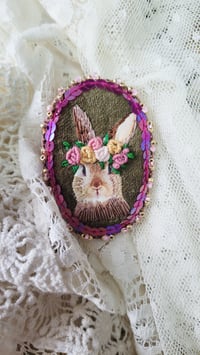Image 3 of Broche Lapin de Pâques