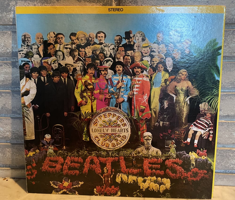 The Beatles - "Sgt. Peppers Lonely Hearts Club Band" LP