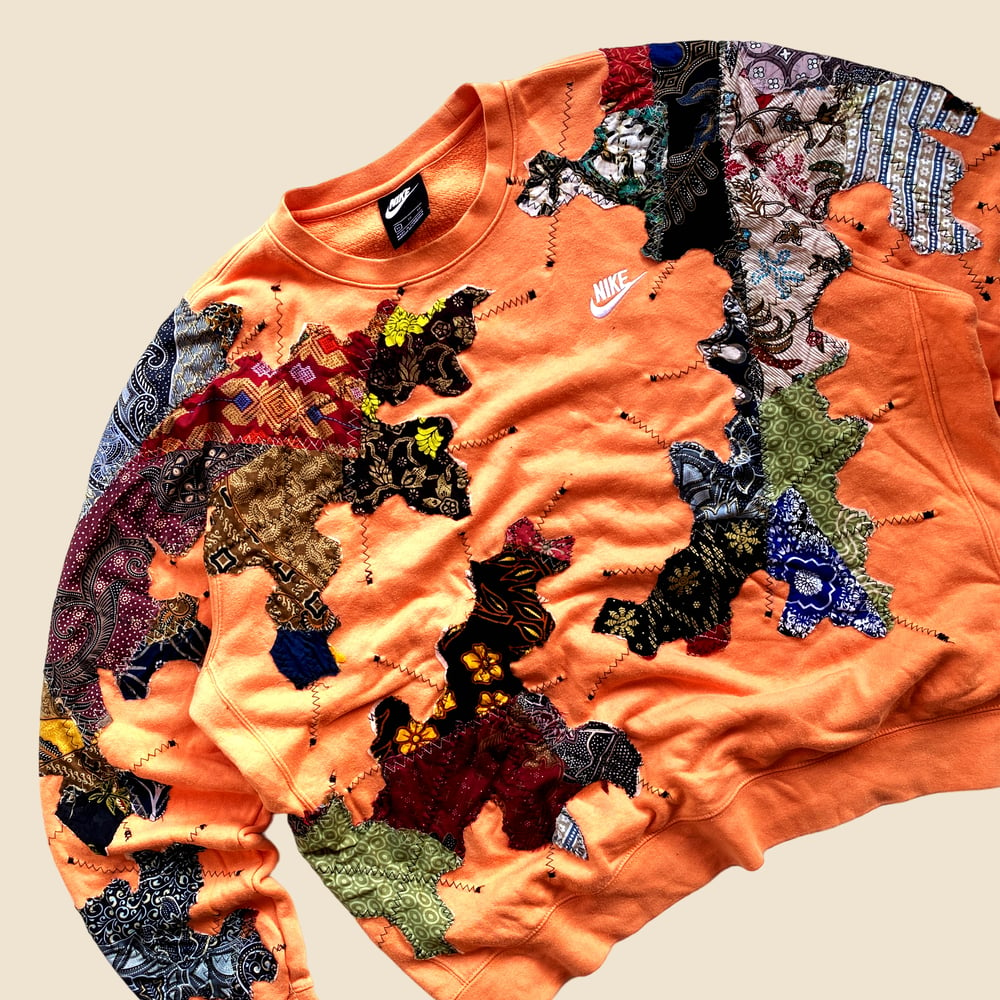 REWORKED NIKE BATIK PATCHWORK ORANGE JUICE SWEATSHIRT L/XL