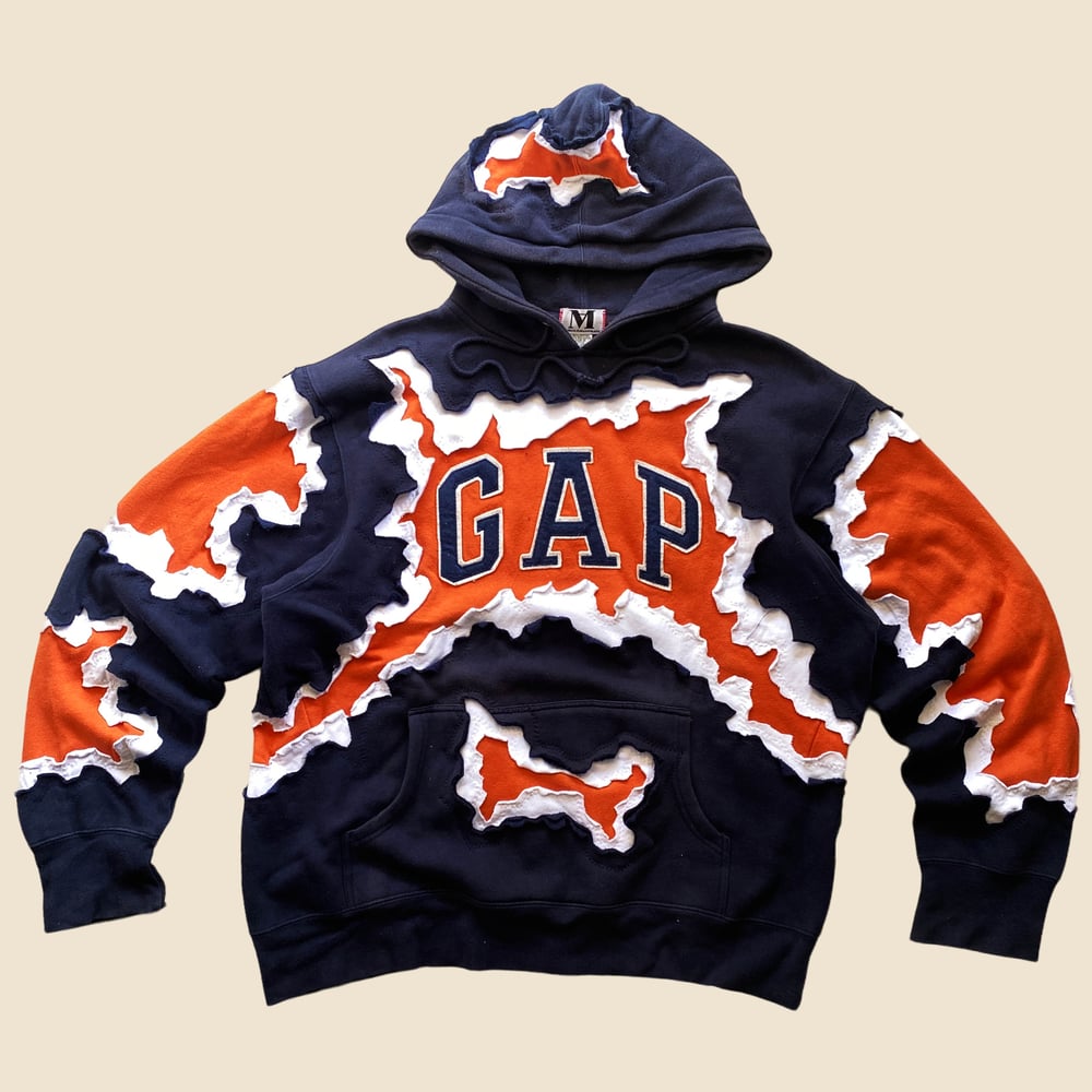 REWORKED GAP CRACKED HOODIE SIZE MEDIUMS