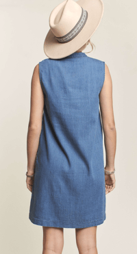 Image 3 of SLEEVELESS WASHED DENIM DRESS 