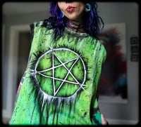 Image 5 of UV Penta Sleeveless Tee (XL)