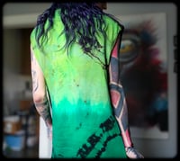 Image 8 of UV Penta Sleeveless Tee (XL)