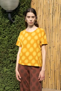 Image 2 of MAGLIA MEDISON SOLE GIALLO €132 -30%