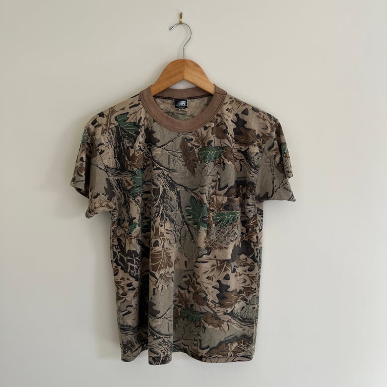 Image of Ace Sportswear Leaf Camo Pocket T-Shirt